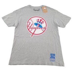 Mitchell & Ness Cooperstown Collection NY Yankees T-Shirt, NWT